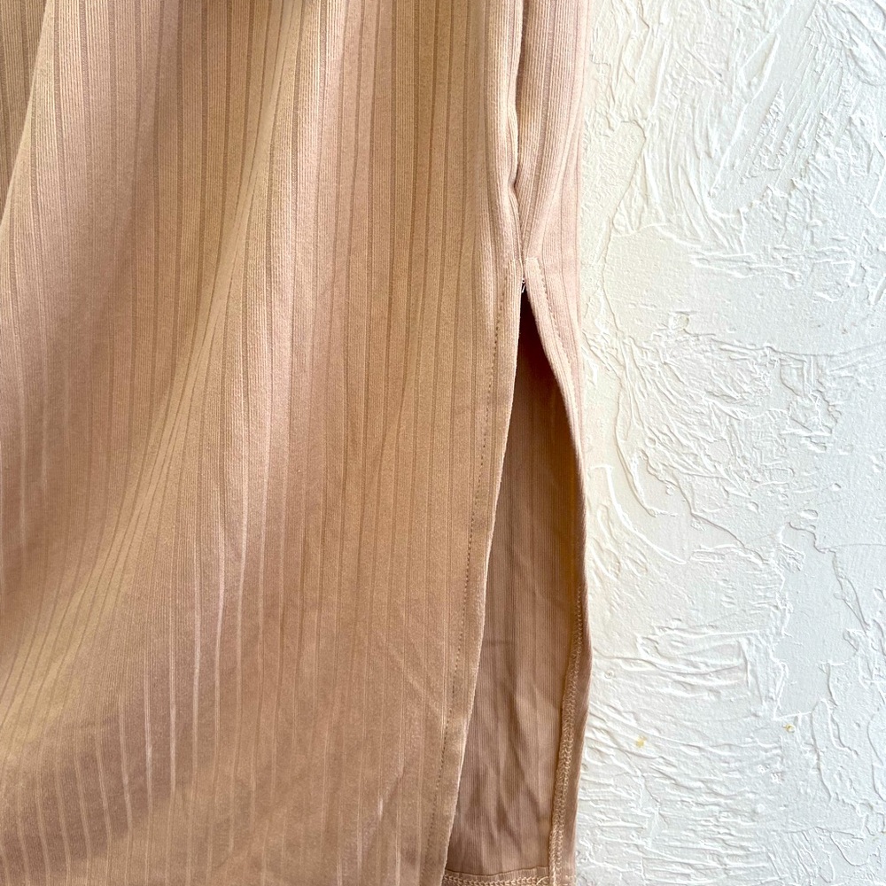 Pink Lily Ribbed Dresss - Picture 5 of 5
